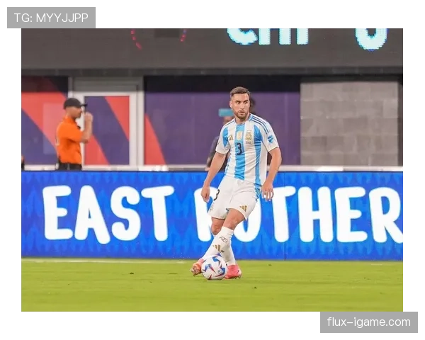 塔利亚菲科防守技巧显著提升，助力球队后防线稳固表现引关注